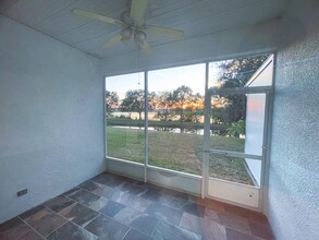 12128 Lake Allen Dr in Largo, FL - Building Photo - Building Photo