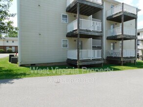 210 Cardinal Wy in Lewisburg, WV - Building Photo - Building Photo