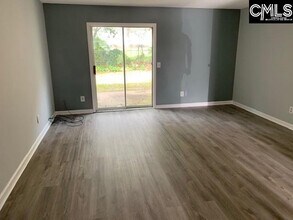 1431 Aralia Dr in Columbia, SC - Foto de edificio - Building Photo