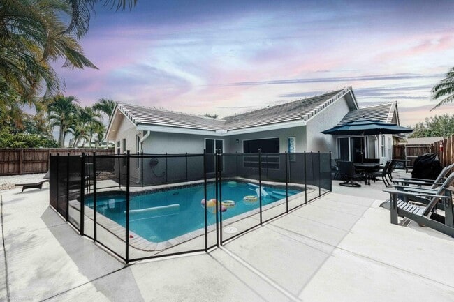 property at 7515 Silver Woods Ct