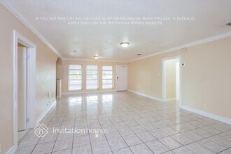 1270 NW 175th Terrace in Miami, FL - Building Photo - Building Photo