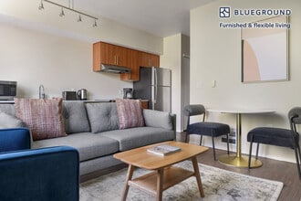 4302 7th Ave NE in Seattle, WA - Building Photo - Building Photo