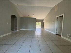 2771 24th Ave NE in Naples, FL - Building Photo - Building Photo