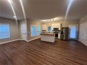 536 Liberty Pk Dr in Gainesville, GA - Building Photo - Building Photo