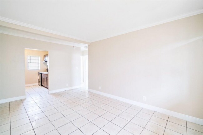 700 NW 14th Terrace in Fort Lauderdale, FL - Building Photo - Building Photo