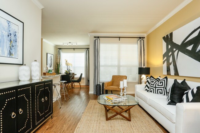 7970 Grand in Richmond, TX - Foto de edificio - Interior Photo