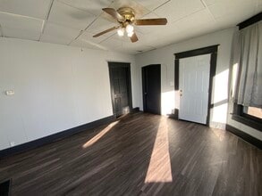 114 S Griffin St in Danville, IL - Building Photo - Building Photo