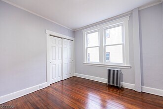 676 Clarkson Ave-Unit -1 in Elizabeth, NJ - Building Photo - Building Photo