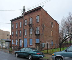 145 Washington St Apartments