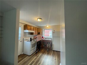 60 Oswego St in Baldwinsville, NY - Building Photo - Building Photo