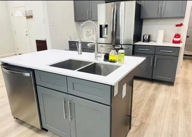 2400 Burkett St. in Houston, TX - Building Photo - Building Photo