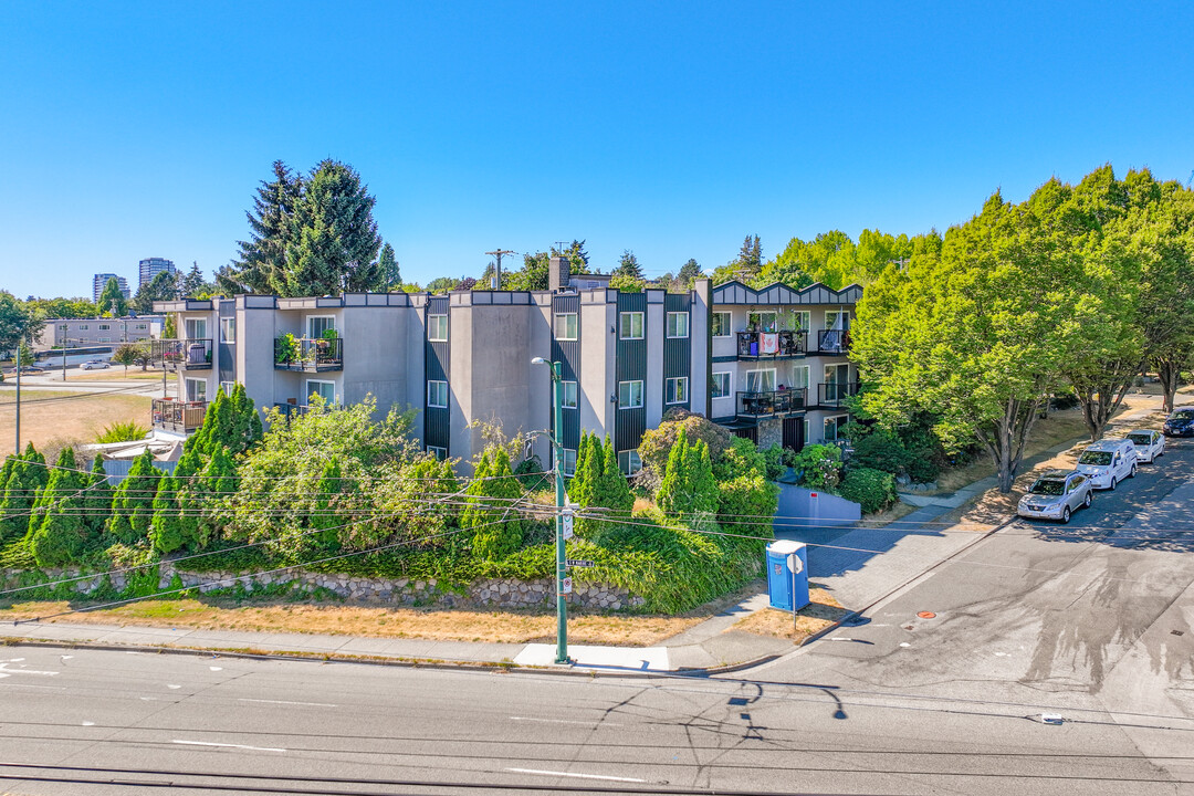 8787 Fremlin St in Vancouver, BC - Building Photo