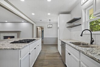 1908 Glen Cove Cir in Plano, TX - Building Photo - Building Photo
