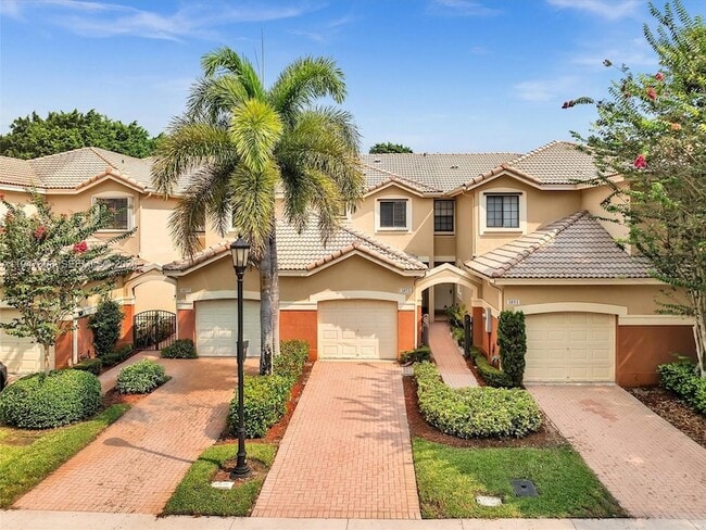 property at 3853 Tree Top Dr