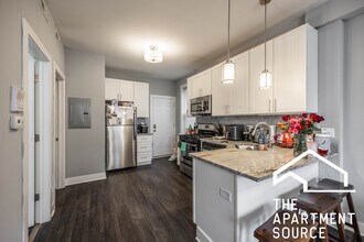 1433 N Cleaver St, Unit 3F in Chicago, IL - Foto de edificio - Building Photo