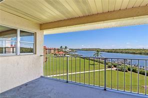 307 Goodlette-Frank Rd-Unit -A-506 in Naples, FL - Building Photo - Building Photo