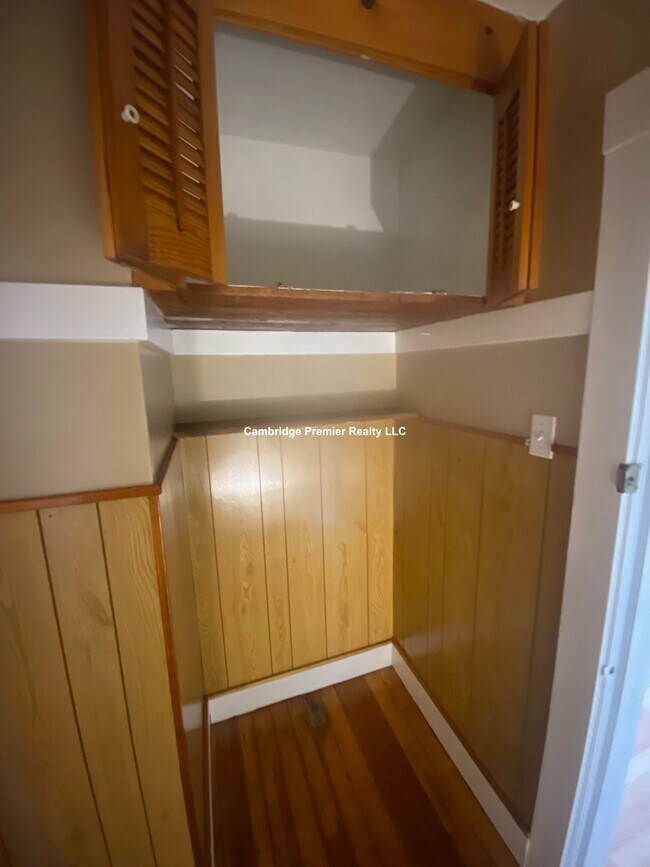 39 Early Ave, Unit 1 in Medford, MA - Building Photo - Building Photo