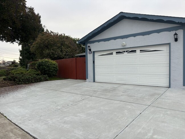 property at 6482 Flanders Dr