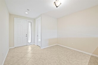 5213 SW 78th Ter, Unit 5213 in Davie, FL - Building Photo - Building Photo