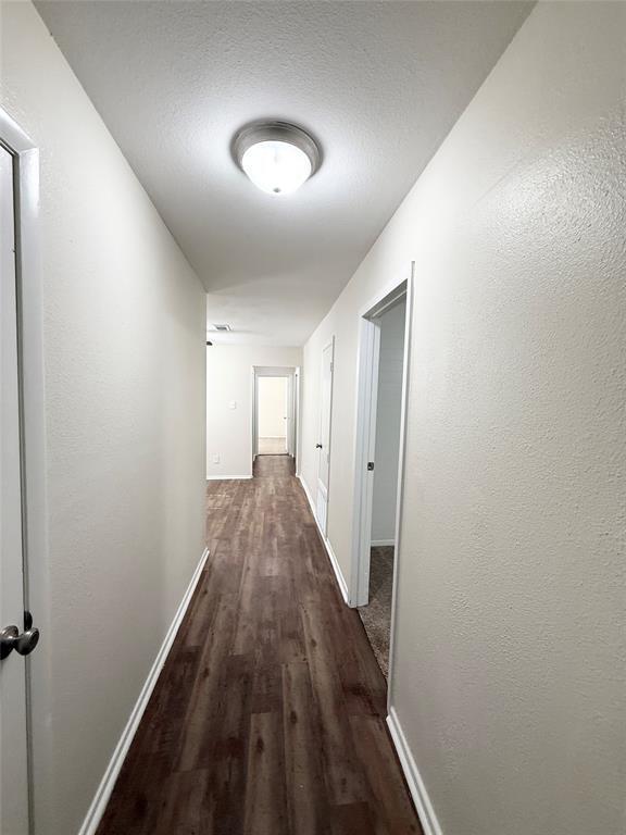 617 W Mimosa St in Angleton, TX - Building Photo - Building Photo