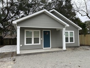 113 Hawthorne Dr in Wilmington, NC - Building Photo - Building Photo