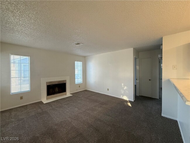 1856 Nebula Dr in Las Vegas, NV - Building Photo - Building Photo