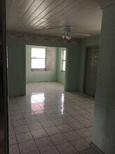 201 NW 28th Ave in Fort Lauderdale, FL - Building Photo - Building Photo