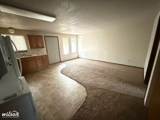 409 S 49th Ave in Yakima, WA - Building Photo - Building Photo