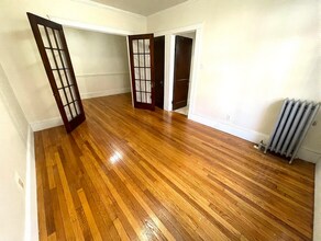 145 Summer St, Unit 3r in Somerville, MA - Foto de edificio - Building Photo