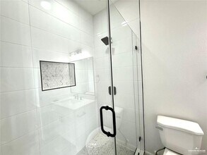 11 N Crown Ln in Pharr, TX - Building Photo - Building Photo