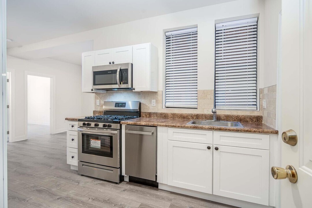 565 Palisade Ave in Jersey City, NJ - Building Photo