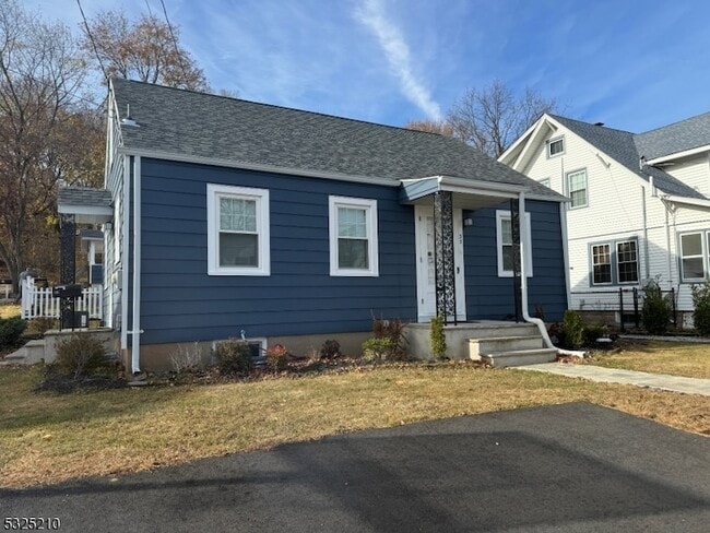 property at 33 Catherine St