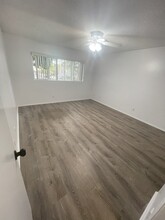 1045 S Alma St, Unit 3 in Los Angeles, CA - Building Photo - Building Photo