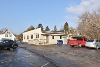 122 S Webster St in Port Washington, WI - Building Photo - Building Photo
