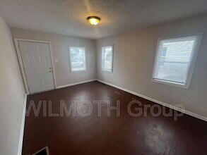 3915 Hillside Ave in Indianapolis, IN - Building Photo - Building Photo