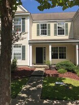 431 Lake Park Way in Okatie, SC - Building Photo