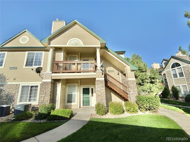 4045 S Crystal Cir in Aurora, CO - Building Photo - Building Photo