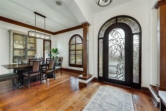 17005 Northlake Hills Dr in Jonestown, TX - Building Photo - Building Photo