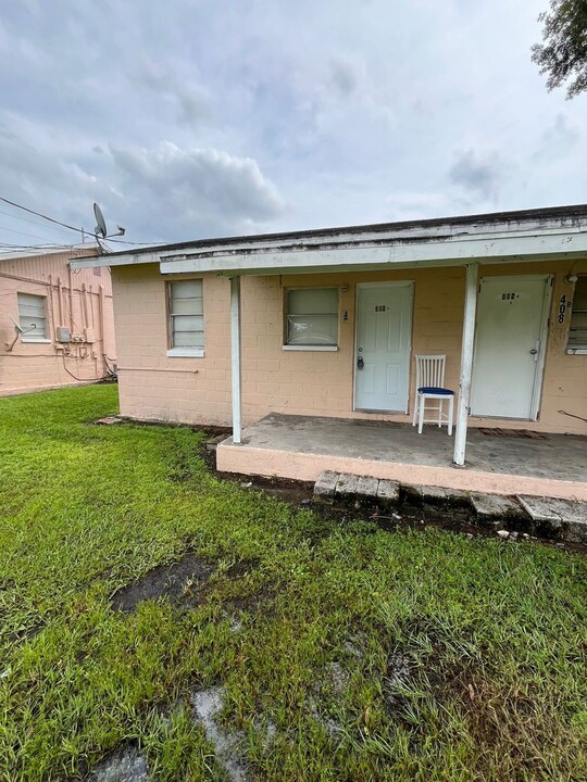 408 SW 2nd St in Mulberry, FL - Building Photo