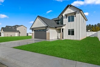 16542 Red Oak Dr in Nampa, ID - Building Photo - Building Photo