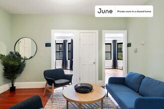 Room in Shared 4 bed/2 bath home, Unit 1C in Boston, MA - Foto de edificio - Building Photo