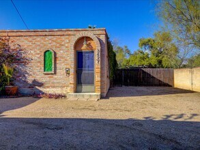 3427 E Fairmount St in Tucson, AZ - Building Photo - Building Photo