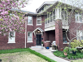 1720 Harbert Ave in Memphis, TN - Foto de edificio - Building Photo