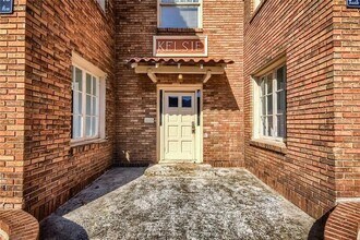 1445 Lucile Ave SW in Atlanta, GA - Building Photo - Building Photo