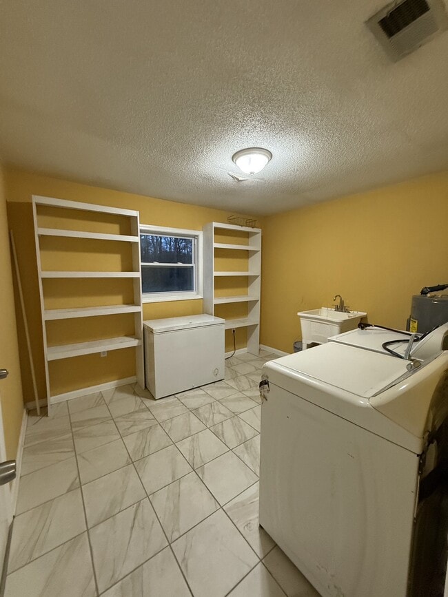 property at 2366 N Walston Bridge Rd