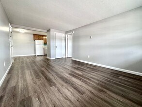 4 Old Colony Ln, Unit 11 in Arlington, MA - Building Photo - Building Photo