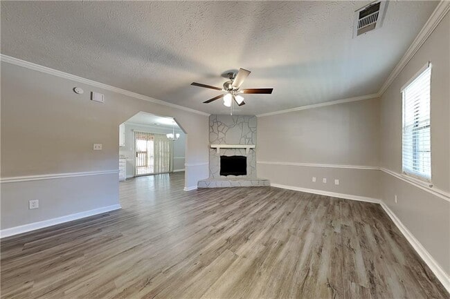 7116 Stonecreek Dr in Douglasville, GA - Building Photo - Building Photo