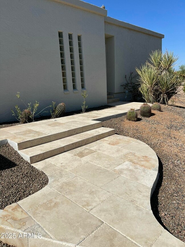 4847 E Calle de Las Estrellas Rd in Cave Creek, AZ - Foto de edificio - Building Photo
