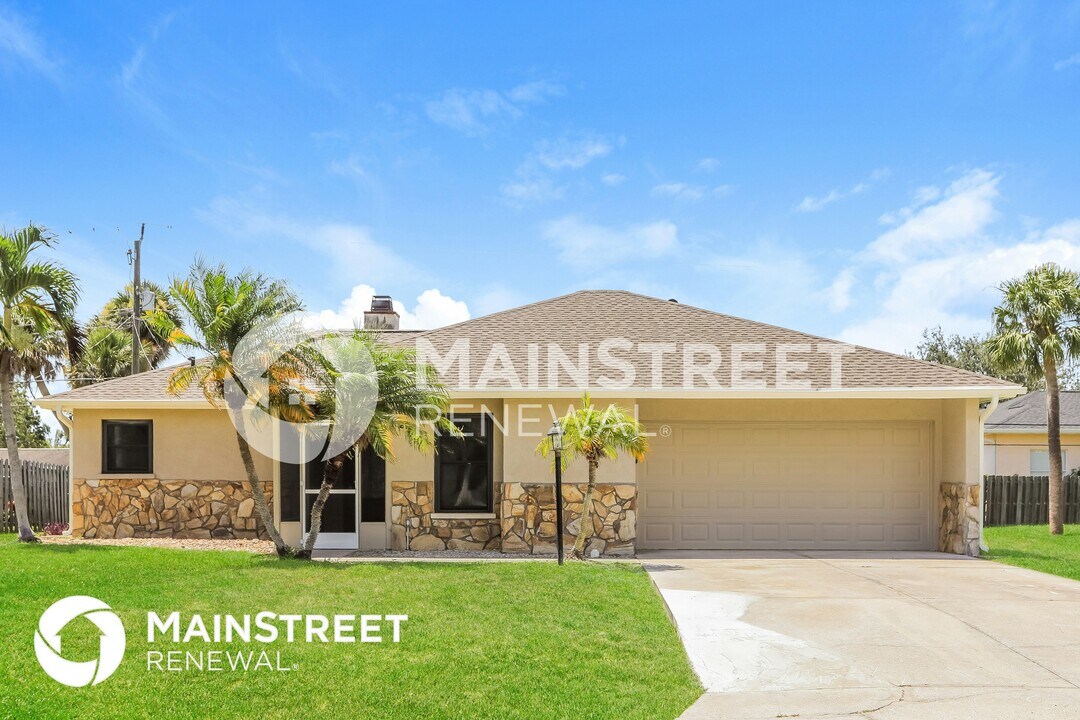 290 Crane Rd in Venice, FL - Building Photo