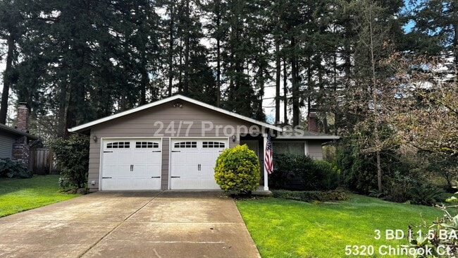 property at 5320 SW Chinook Ct